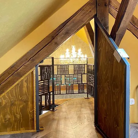 Apartment Hof Vierzehnender: Eifel Maisonette Mit Balkon Und Hundefreundlichkeit Monschau