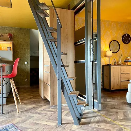 Hof Vierzehnender: Eifel Maisonette Mit Balkon Und Hundefreundlichkeit