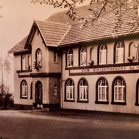 Hof Vierzehnender: Eifel Maisonette Mit Balkon Und Hundefreundlichkeit Apartment *