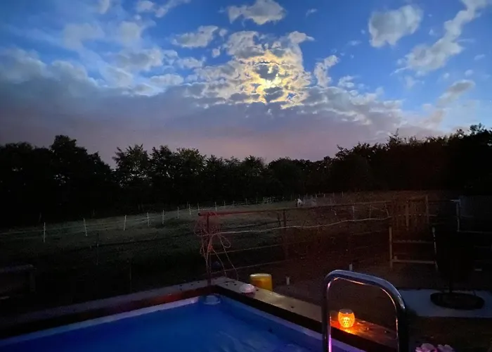 Hof Vierzehnender Im Hohen Venn - 70qm Maisonette - 2 Schlafzimmer - Wohnkueche - Balkon Mit Grill - - Eifel - Hunde Willkommen - Islandpferde Monschau