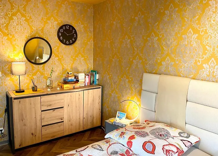 Hof Vierzehnender Im Hohen Venn - 70qm Maisonette - 2 Schlafzimmer - Wohnkueche - Balkon Mit Grill - - Eifel - Hunde Willkommen - Islandpferde Appartamento *